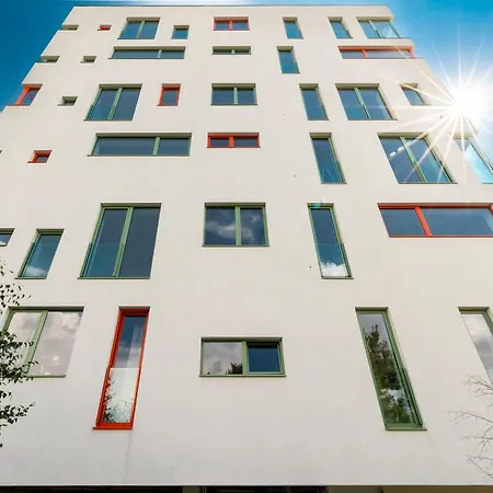 Roots Two - Tranquil Lakeview Escape With Balcony Bucarest Esterno foto